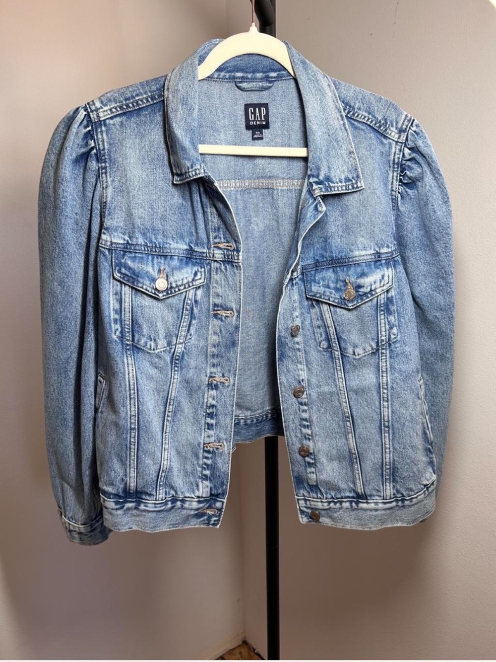GAP Light Wash Denim Jacket with Puff Shoulders